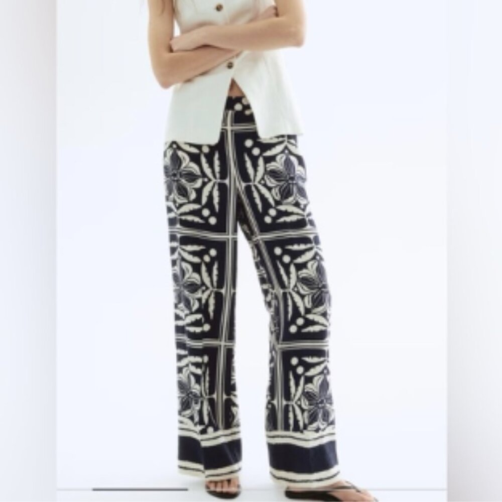 H&M Navy Blue Ivory Floral Patterned Wide Leg Trouser Pants 6
